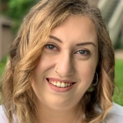 Lauren Hinkel